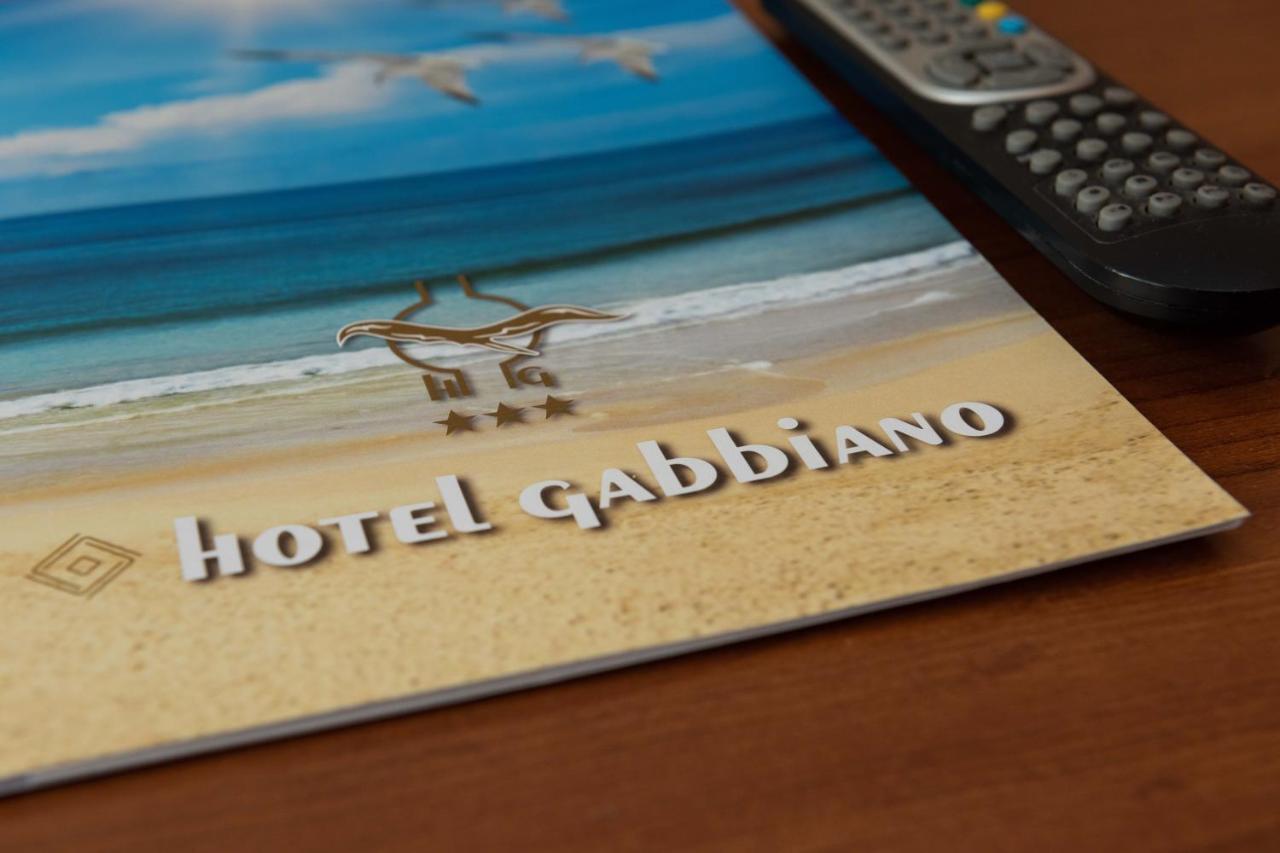 Hotel Gabbiano Porto San Giorgio Kültér fotó