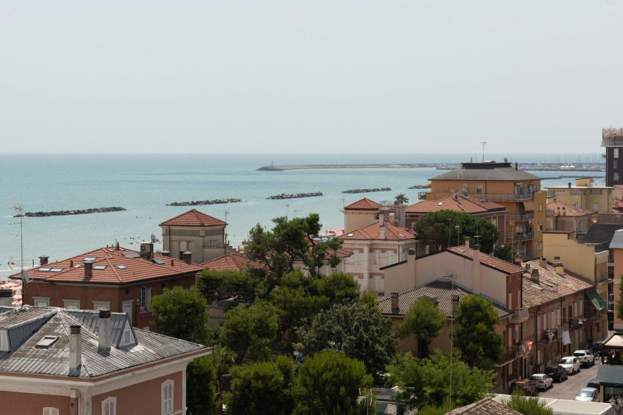 Hotel Gabbiano Porto San Giorgio Kültér fotó